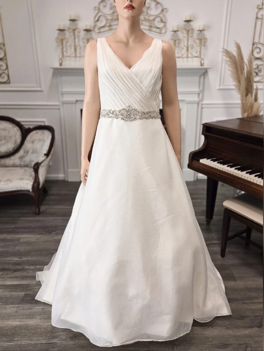 Morilee Ivory V Neck Organza Sleeveless Belted Wedding Dress sz 24